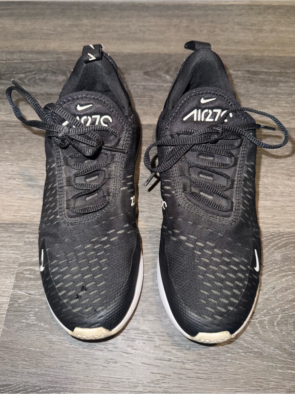 Nike Air 270 Sneakers